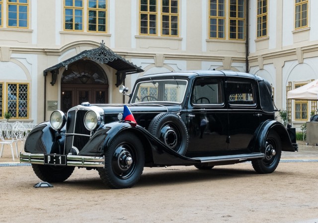 1934 Tatra T77. Автопятница №25
