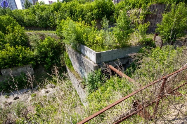 Заброшенный бункер дизельной электростанции метро, который никогда не достроят