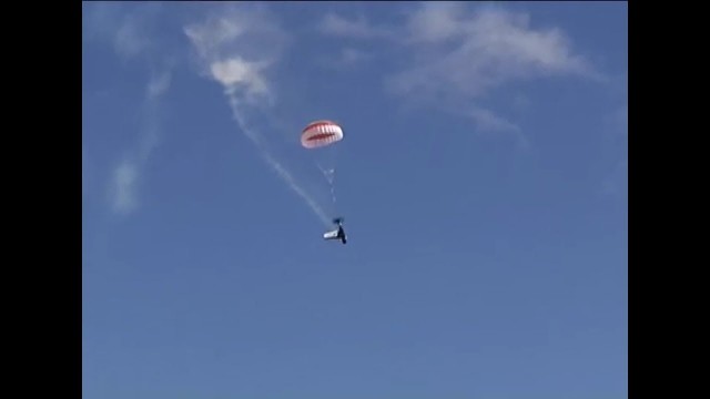 Авиационный балет и посадка на одно шасси