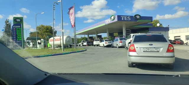 Ситуация с топливом в Симферополе