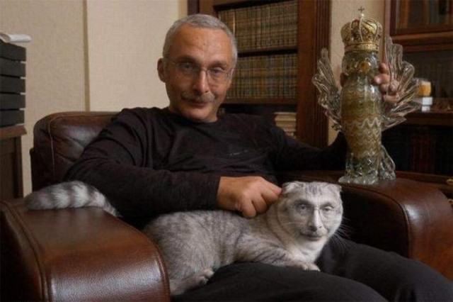 На Крещатике нашли собаку похожую на Путина