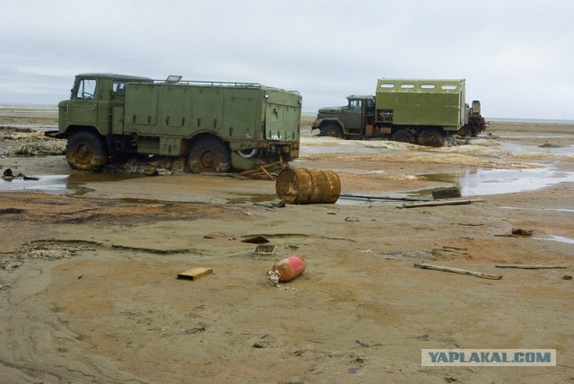 Заброшенная техника на ЗФИ