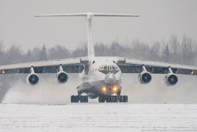 Необычная посадка Илюшина ИЛ-76