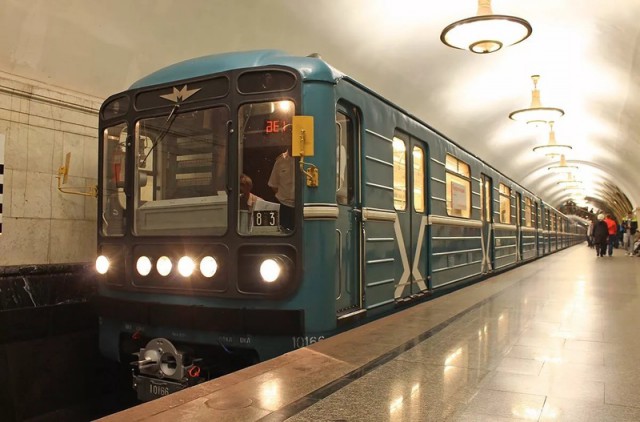 Пассажирам московского метро предложат отказаться от поездок в часы пик