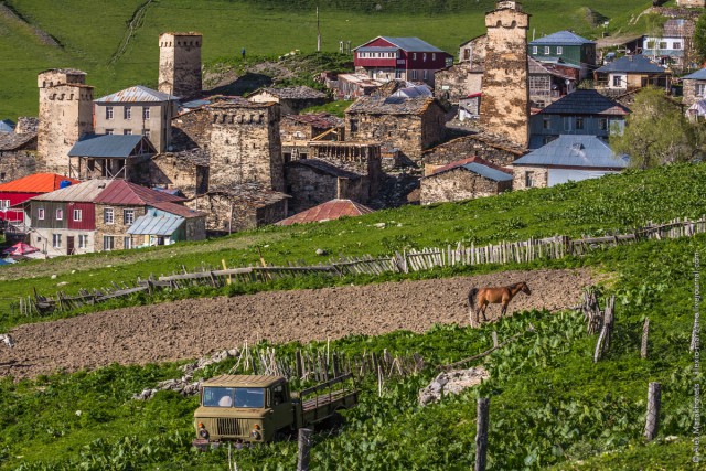 Как живут высоко, высоко в горах...