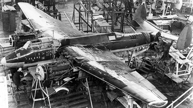 Ту-2. Победитель. Часть 2. На фронт!
