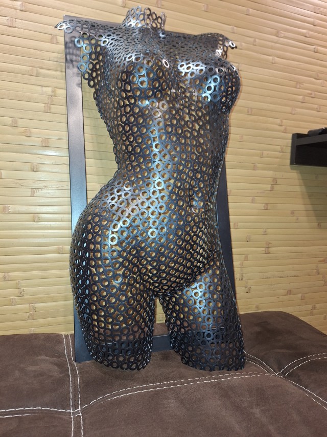Скульптура из металла