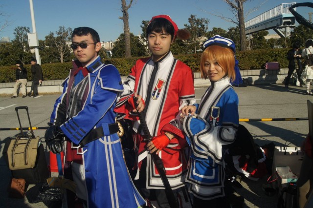 Фото с Comiket 81 /人◕ ‿‿ ◕人\