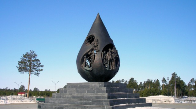 Какие прозвища дают памятникам в России