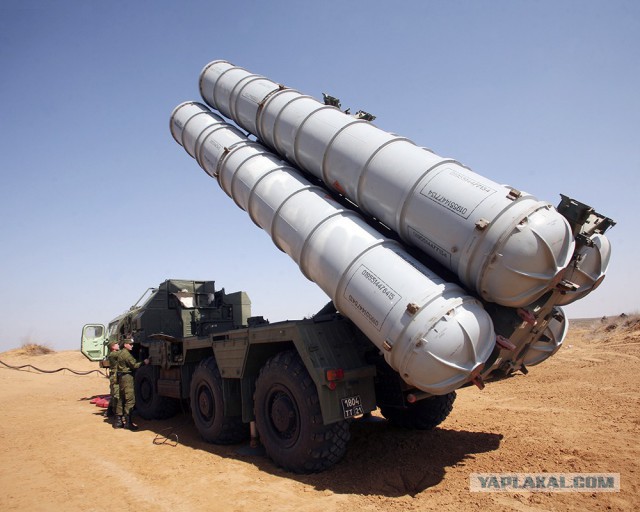 США красит свои военные самолёты под раскраску российских самолётов