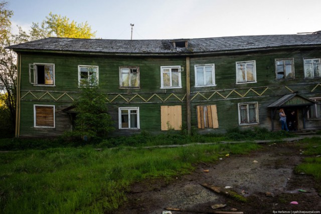 Бараки. Как жило большинство советских граждан