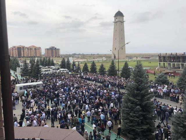 На митинге в Ингушетии силовики начали стрелять в воздух