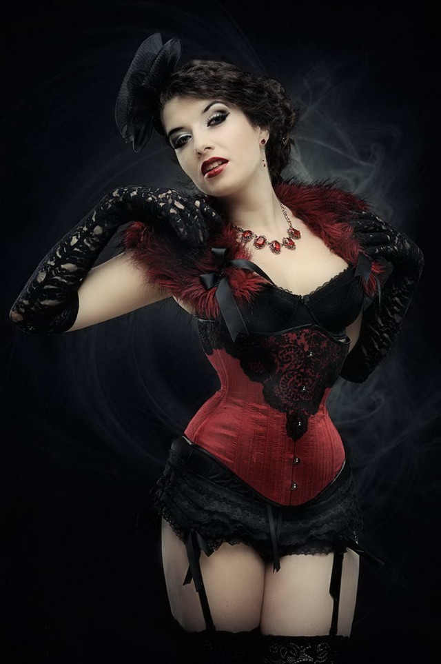 Немного "фетиша" Вам в ленту понедельника