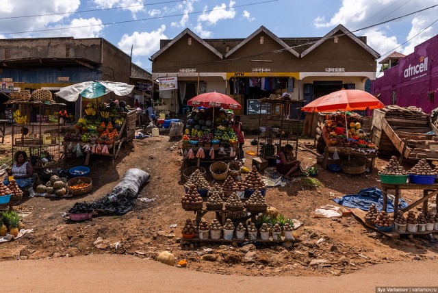 Уганда: деревни, колдуны и детские жертвоприношения