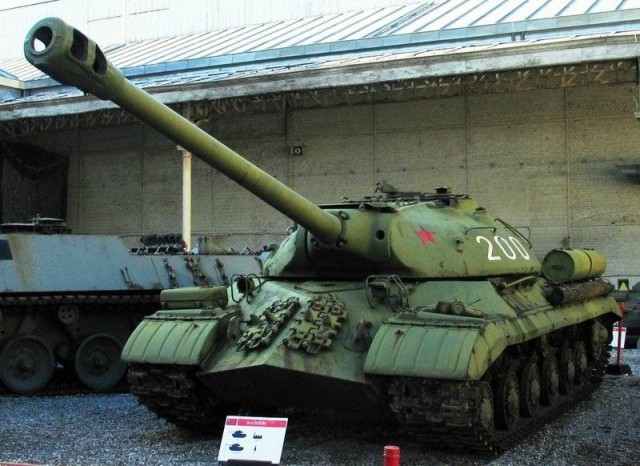 Т-34-85 VS Т-90