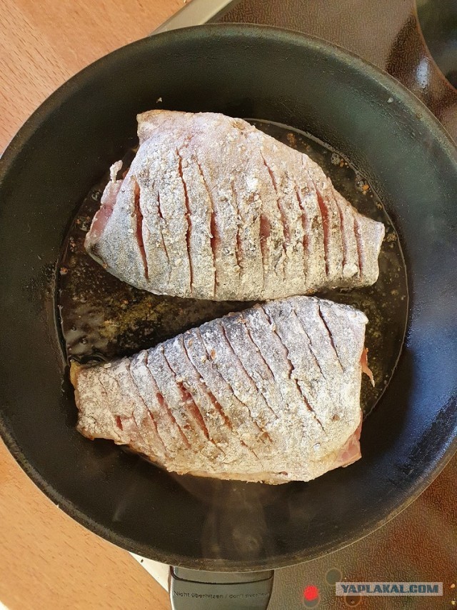 Жаренный карасик