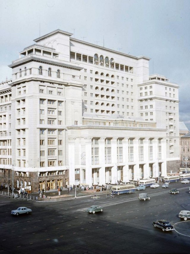 Москва и москвичи. Двадцатый век. 20.02.25