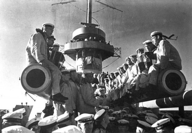 Фотографии из прошлого нашей страны – 107