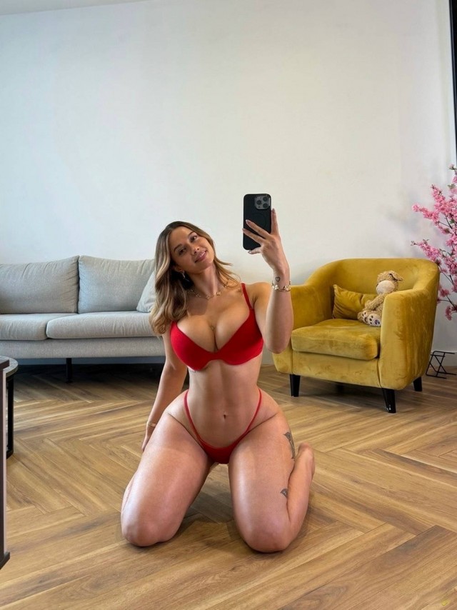 Девушки сами себя 2⁠⁠