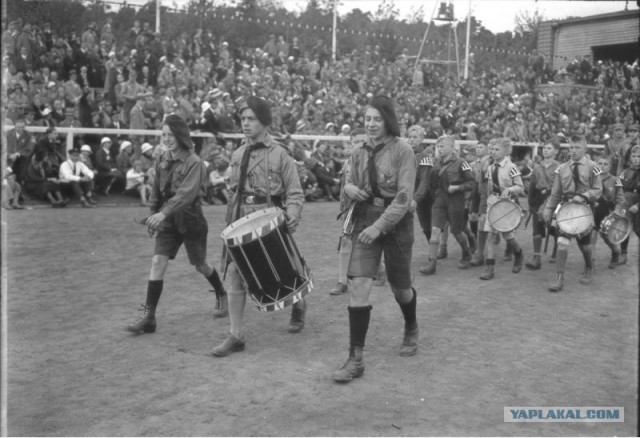 Фотографии второй мировой, многие цветные (фото)