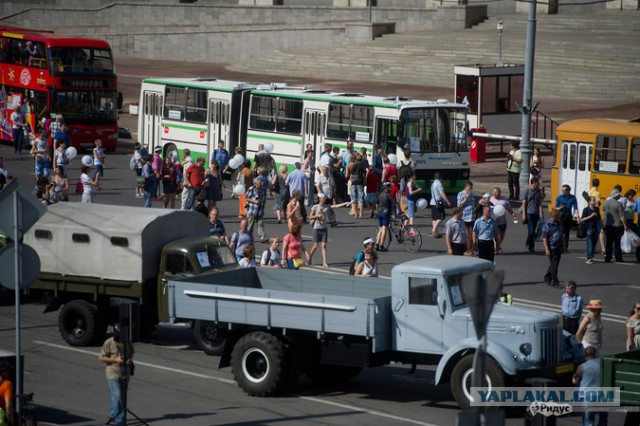 Массовый флешбэк москвичей в 80-е