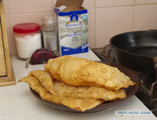 Чебуреки от Пчёлы