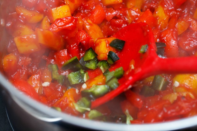 Легендарный немецкий фастфуд "Карривурст с картофелем фри"