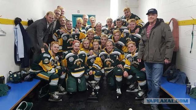 В Канаде автобус с юниорской хоккейной командой попал в ДТП, есть погибшие