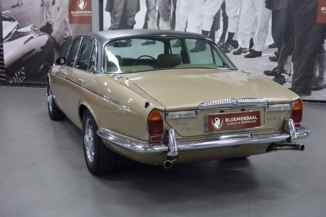 1970 Daimler Sovereign 4.2. Автопятница №10