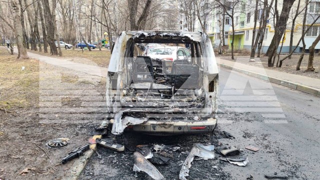 Жительница Москвы попыталась вернуть наследство своего сына, но после этого ей сожгли машину и потребовали 10 миллионов