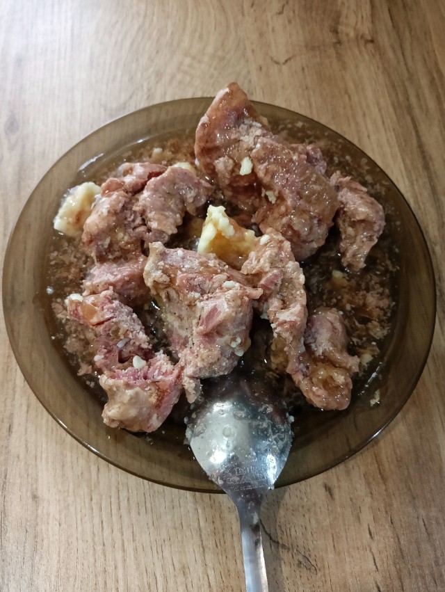 51 банка тушенки