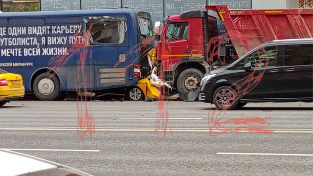 Что будет с известными моделями автопрома при ударе фурой в зад