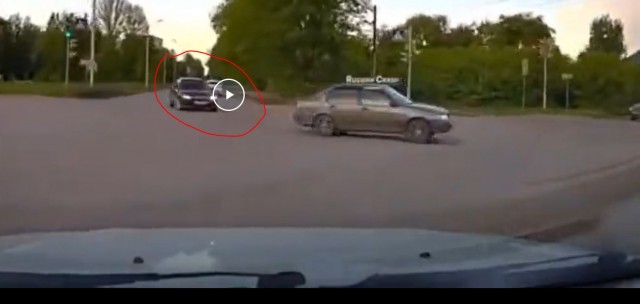 Сви#ояжемать за рулём