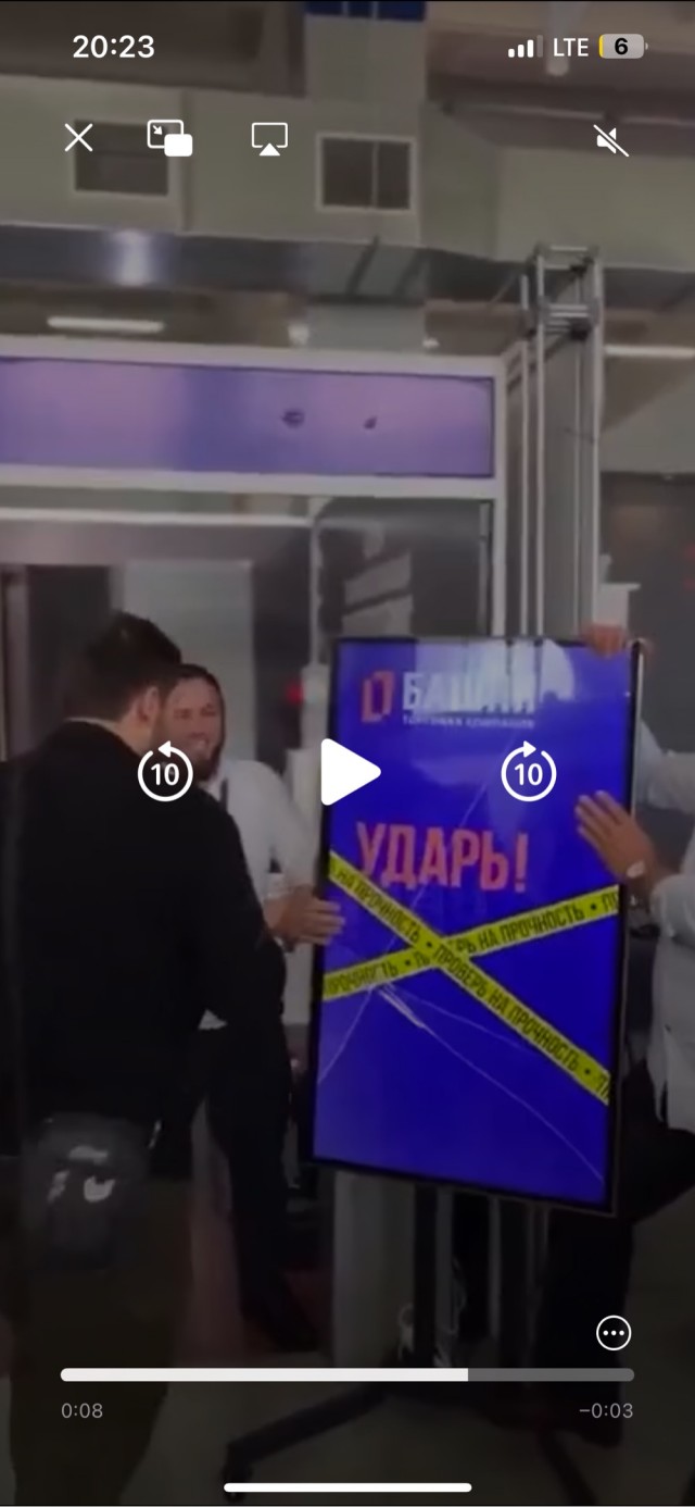 Боксёру дали пробить в «непробиваемый» телевизор, и вот что из этого вышло