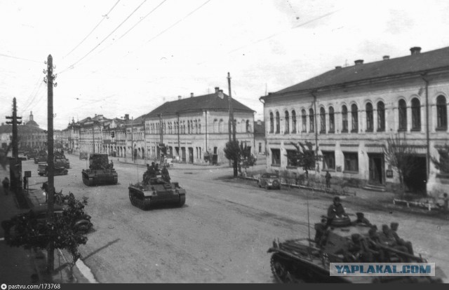 Исторические фото города Орла до и после