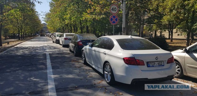 Молдаванский шумный табор по привычке решил воспользоваться гостеприимством Петербуржцев,но был жестко поставлен на место.