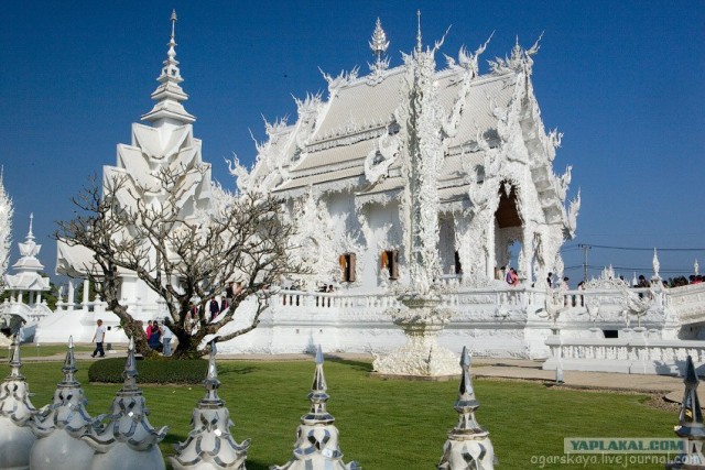 Белый храм в Чианг Рае (Wat Rong Khun)