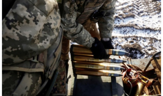 Болгария тайно поставляла Украине боеприпасы и дизель