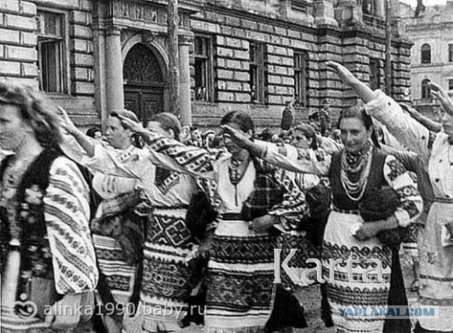 Движение на Крымском мосту остановили из-за ЧП