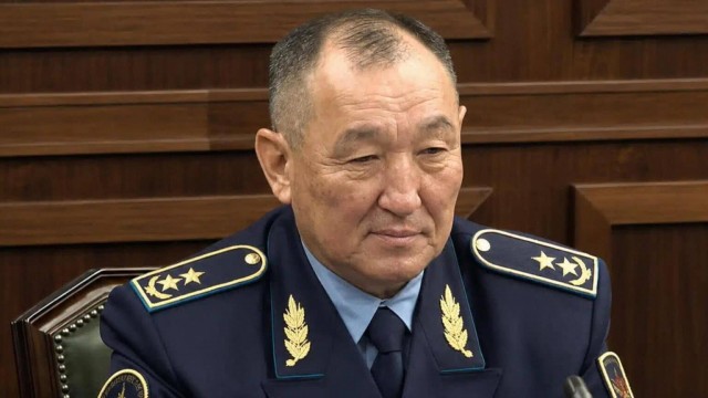 Токаев освободил министра обороны Казахстана Косанова от должности после гибели военнослужащих на учениях