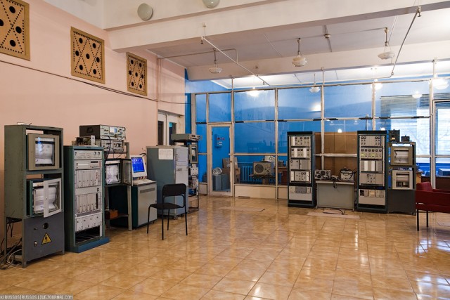 Радиотелескоп ДКР-1000