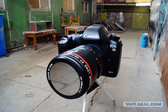 "Canon 5D" из пенопласта