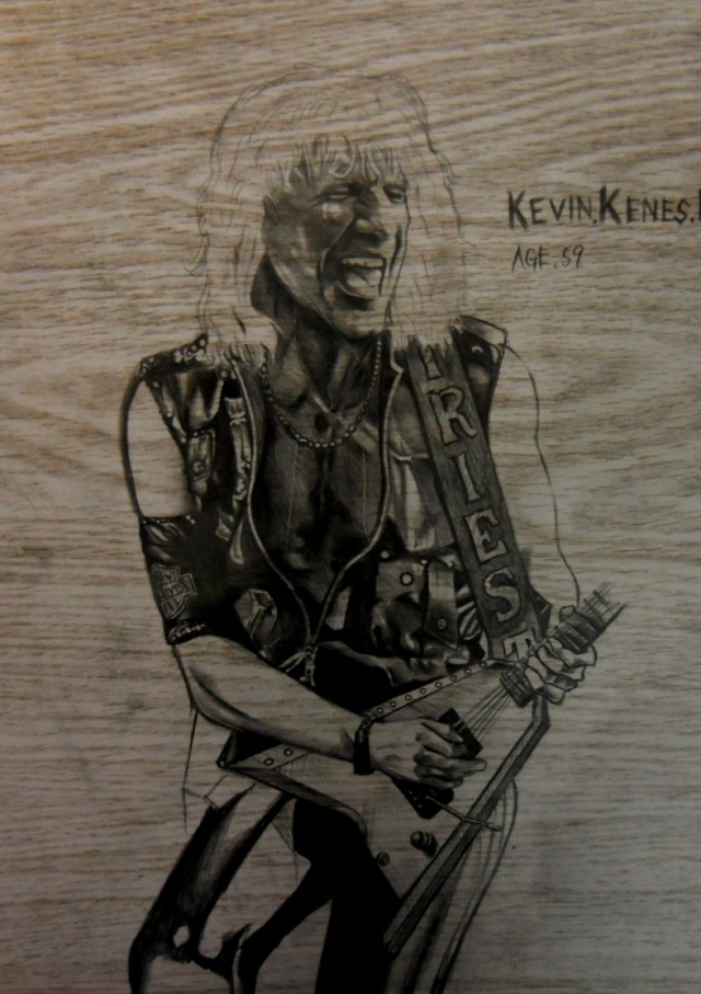 Рисунки на партах