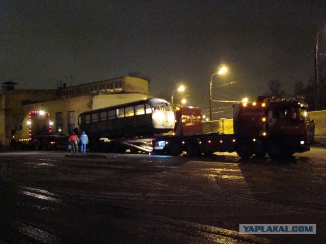 Подъем автобуса ЗИЛ 158...