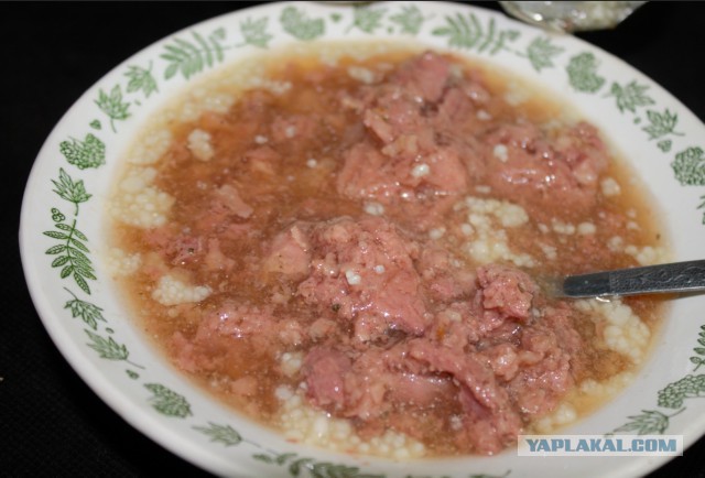 Оренбургские продукты. Тушенка, сгущёнка, мука, специи.