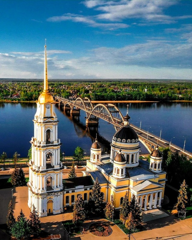 Москва - город женщин в поисках любви (немного соплей)
