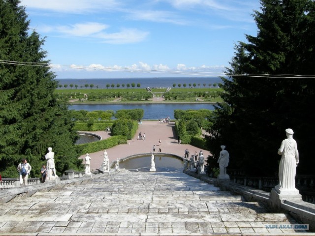 Парки и фонтаны Петергофа