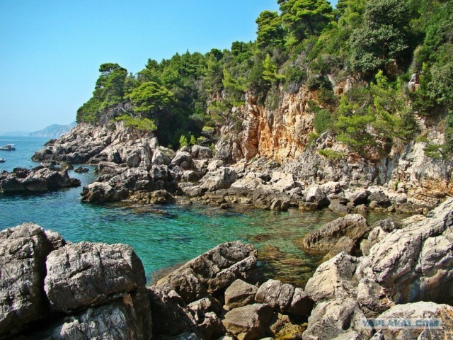 И целого мира мало!