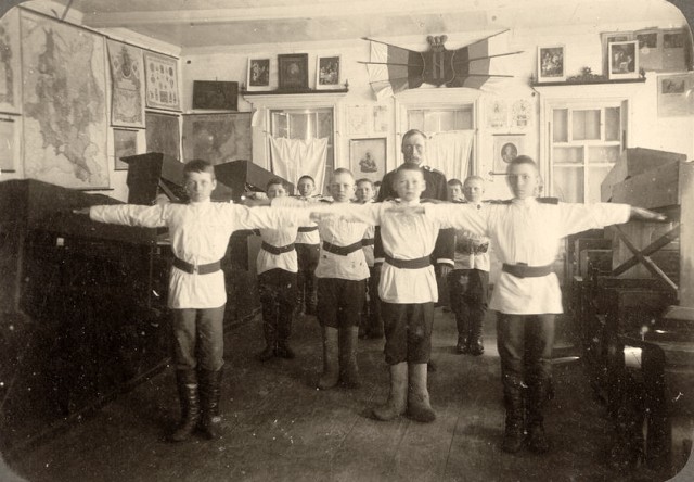 Сибирские казаки на службе и дома. Альбом 1911 года