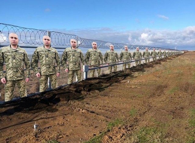 У Буданова ГРУ асимметрия рук